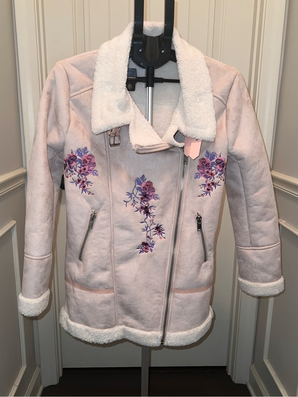Gree Generation Light Pink Floral Embroidered Teddy Shearling Jacket